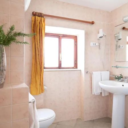 호텔 Punta San Francesco 3*
