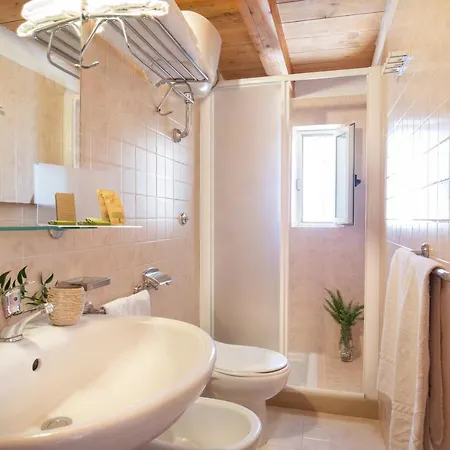 Hotel Punta San Francesco 3*