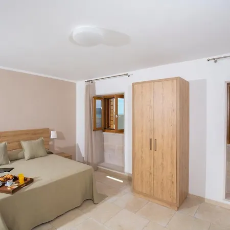 Punta San Francesco Hotel