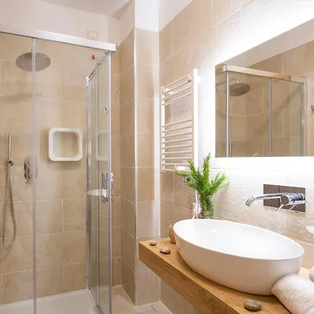 Hotell Punta San Francesco 3*