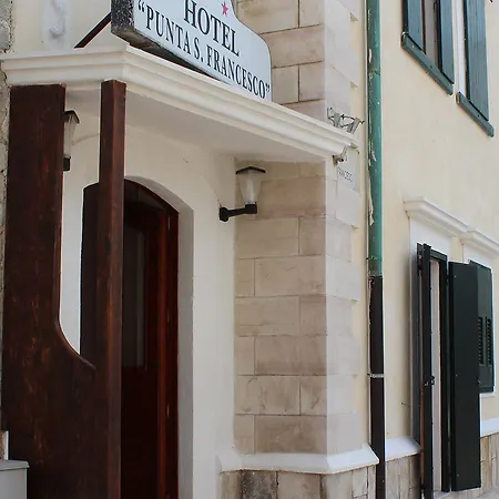 Отель Punta San Francesco