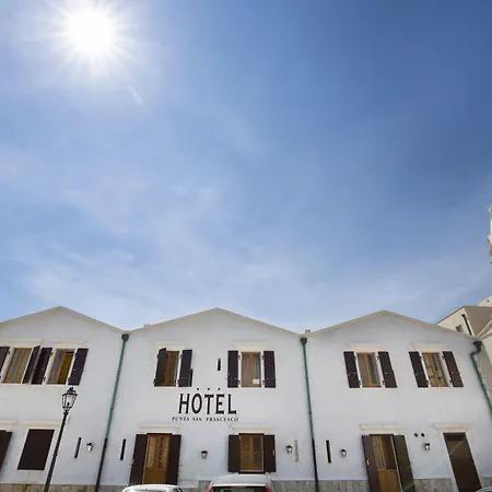 Punta San Francesco 3*