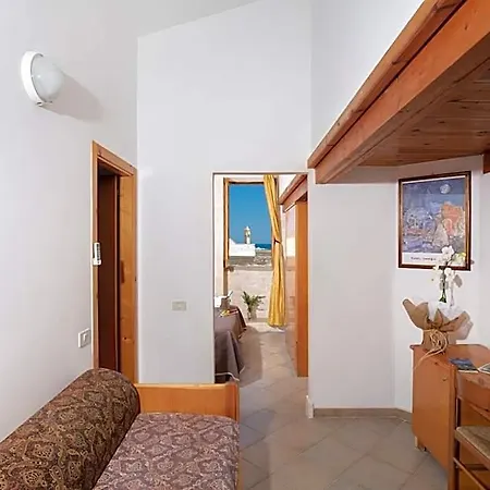 Punta San Francesco 3* 비에스테