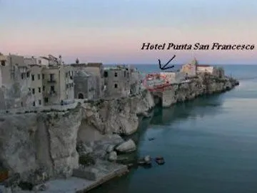 Punta San Francesco Hotel 3*