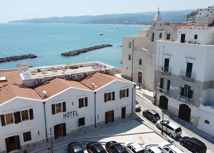 Punta San Francesco 3* Vieste