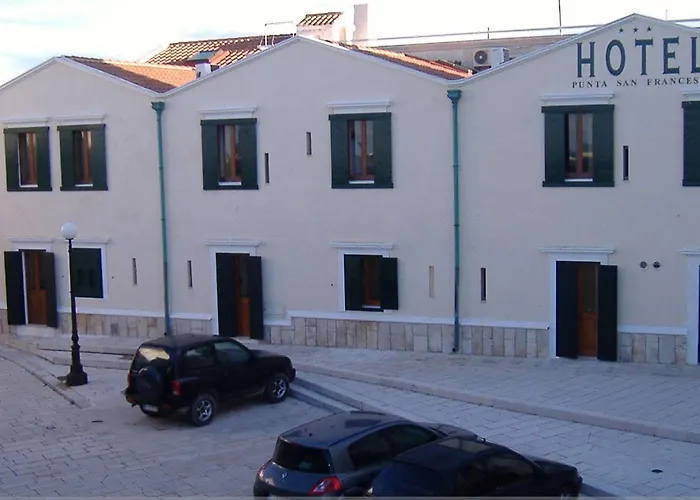 Hotel Punta San Francesco 3*